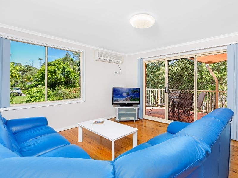 2/24 Maroomba Road, Terrigal NSW 2260