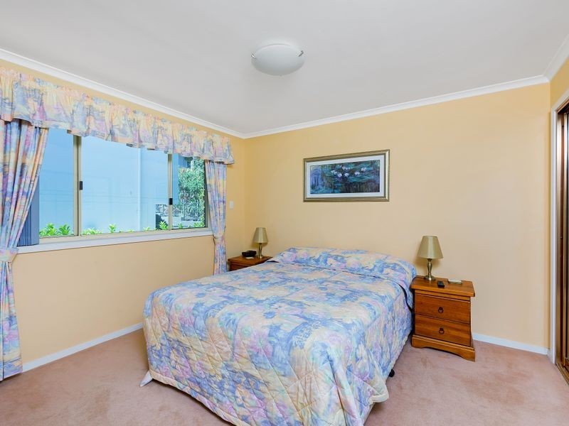 2/24 Maroomba Road, Terrigal NSW 2260