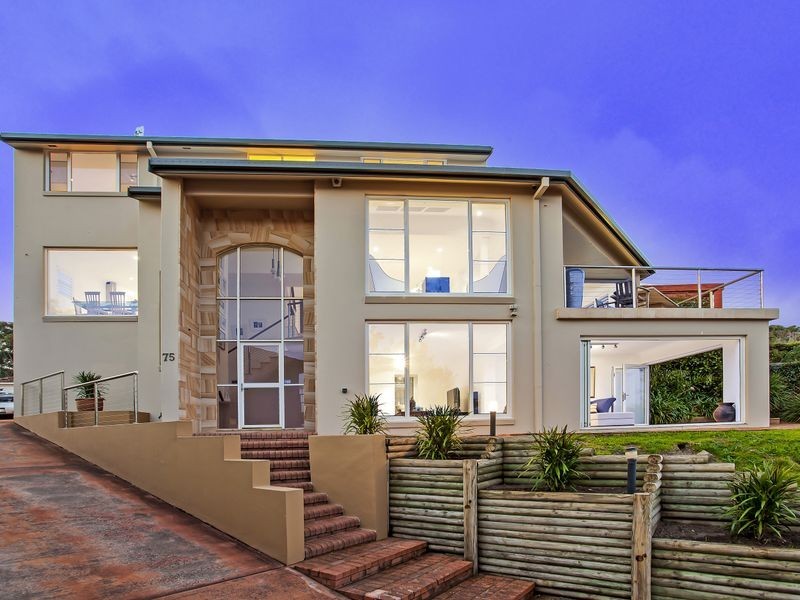 75 Tramway Road, North Avoca NSW 2260