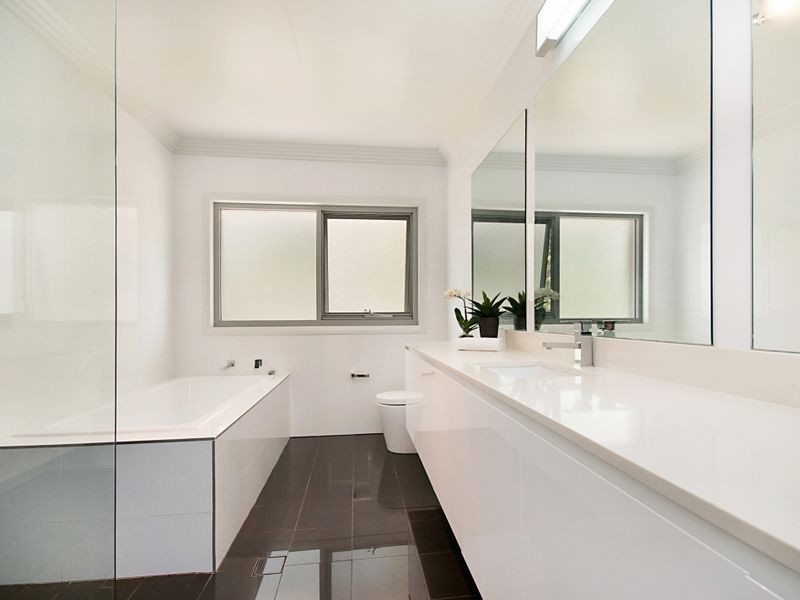 4 Banbury Close, Terrigal NSW 2260