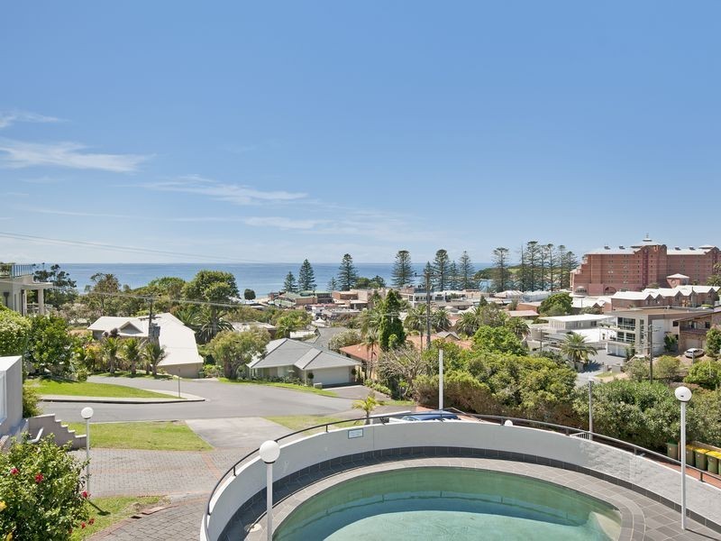2/32 Campbell Crescent, Terrigal NSW 2260