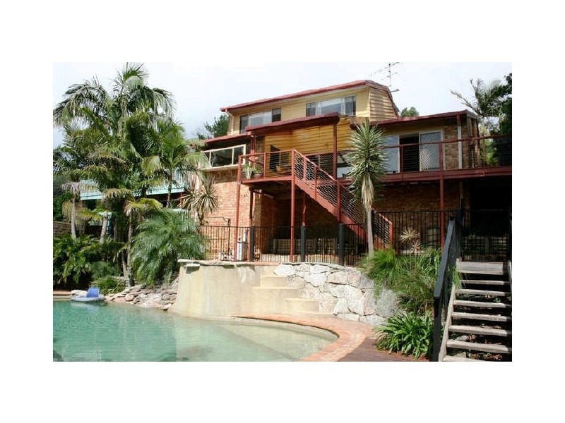 6 Cheswick Street, Avoca Beach NSW 2251