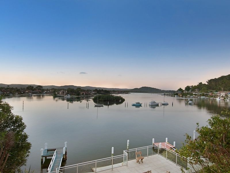 11 Empire Bay Drive, Daleys Point NSW 2257
