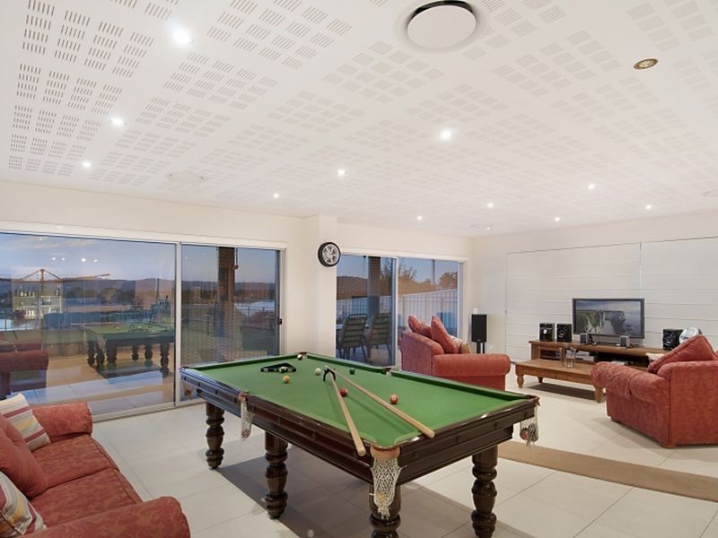 11 Empire Bay Drive, Daleys Point NSW 2257