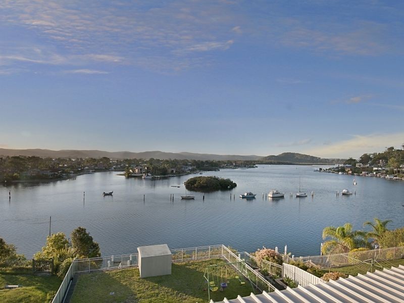 11 Empire Bay Drive, Daleys Point NSW 2257