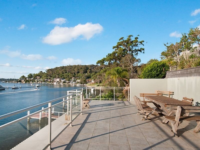 11 Empire Bay Drive, Daleys Point NSW 2257