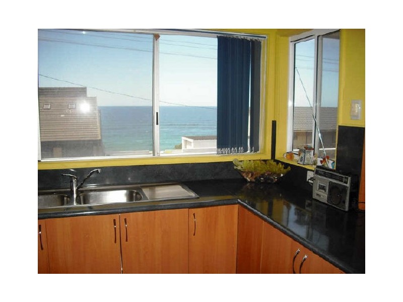 89 Kalakua Avenue, Forresters Beach NSW 2260