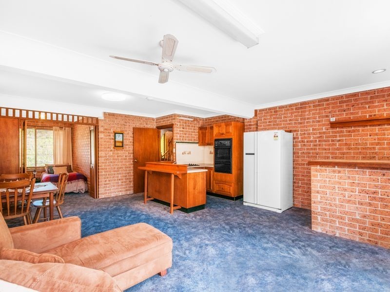 47 Blue Bell Drive, Wamberal NSW 2260