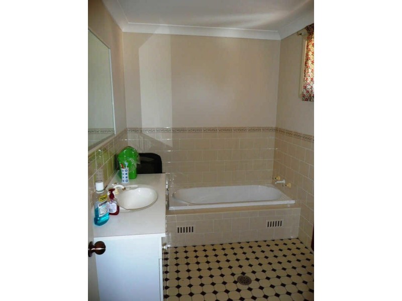 2/165 Oceanview Drive, Wamberal NSW 2260