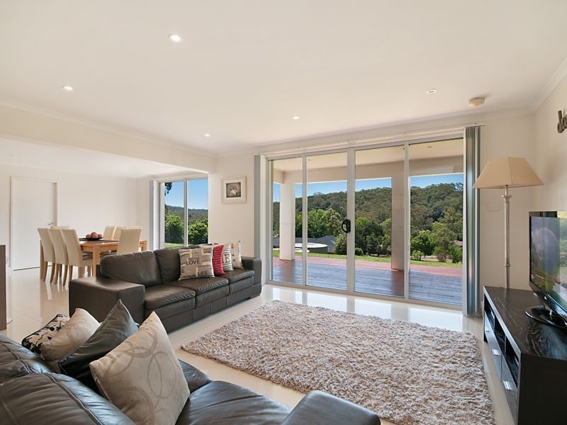 49 The Ridgeway, Lisarow NSW 2250