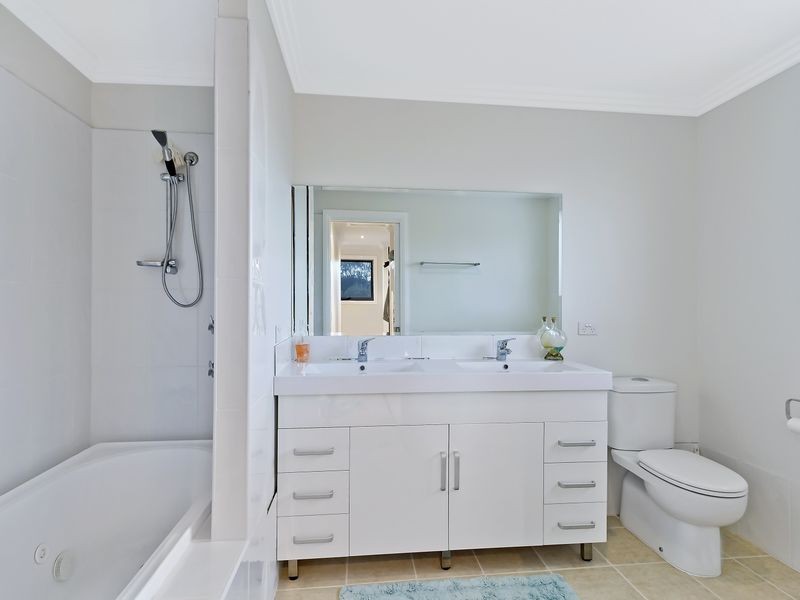 2 Geoffrey Road, Chittaway Point NSW 2261