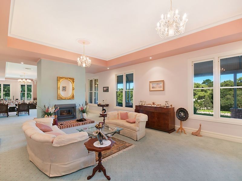 12 Coachwood Road, Matcham NSW 2250