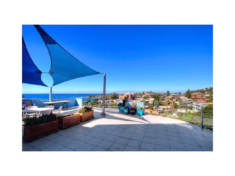 1/30-32 Barnhill Road, Terrigal NSW 2260