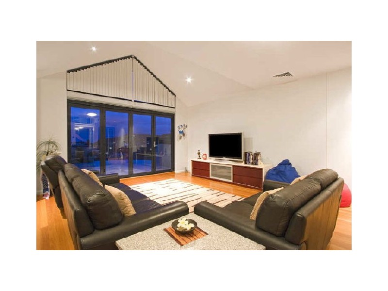 1/30-32 Barnhill Road, Terrigal NSW 2260