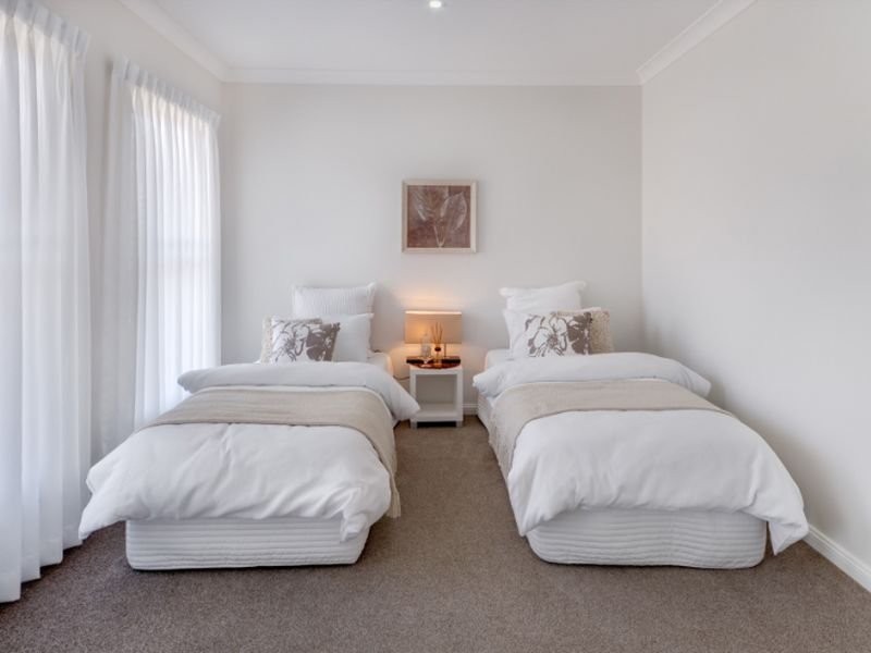 1001 The Entrance Road, Forresters Beach NSW 2260