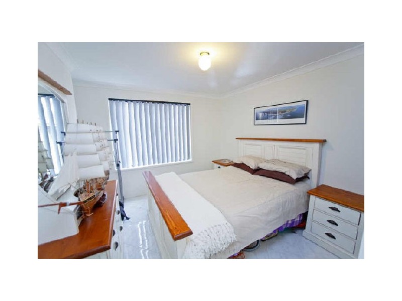 9 Woolybutt Cresent, Erina NSW 2250