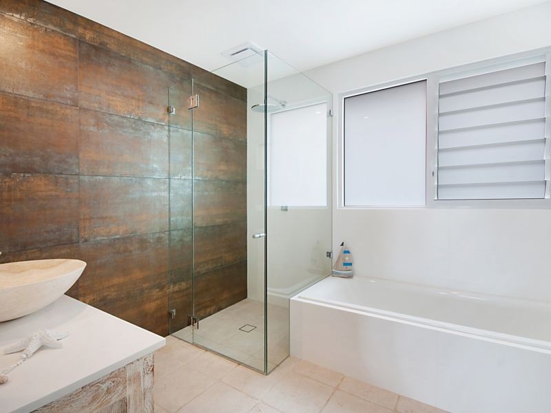 126 Ocean View Drive, Wamberal NSW 2260