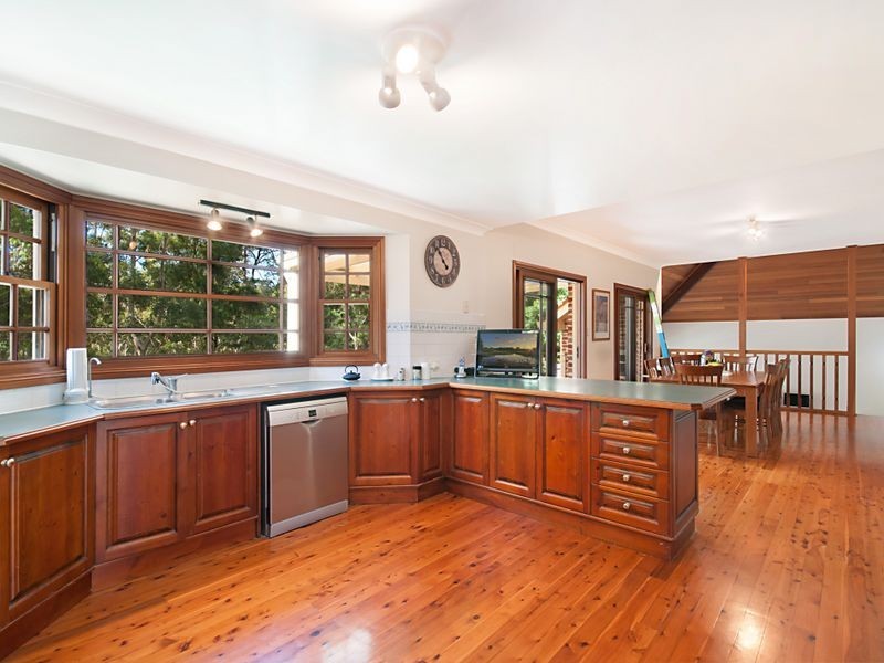 13 Windemere Drive, Terrigal NSW 2260