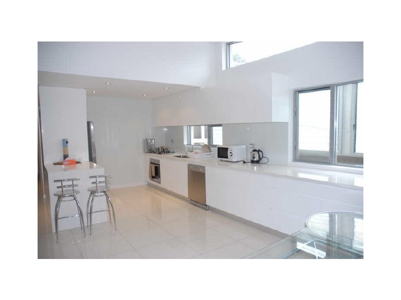 2/24 Kurrawyba Avenue, Terrigal NSW 2260