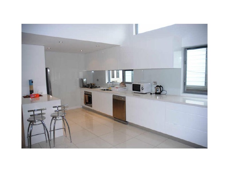 2/24 Kurrawyba Avenue, Terrigal NSW 2260