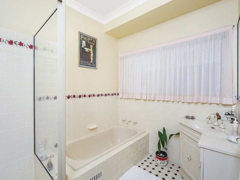 31 Benwerrin Road, Wamberal NSW 2260