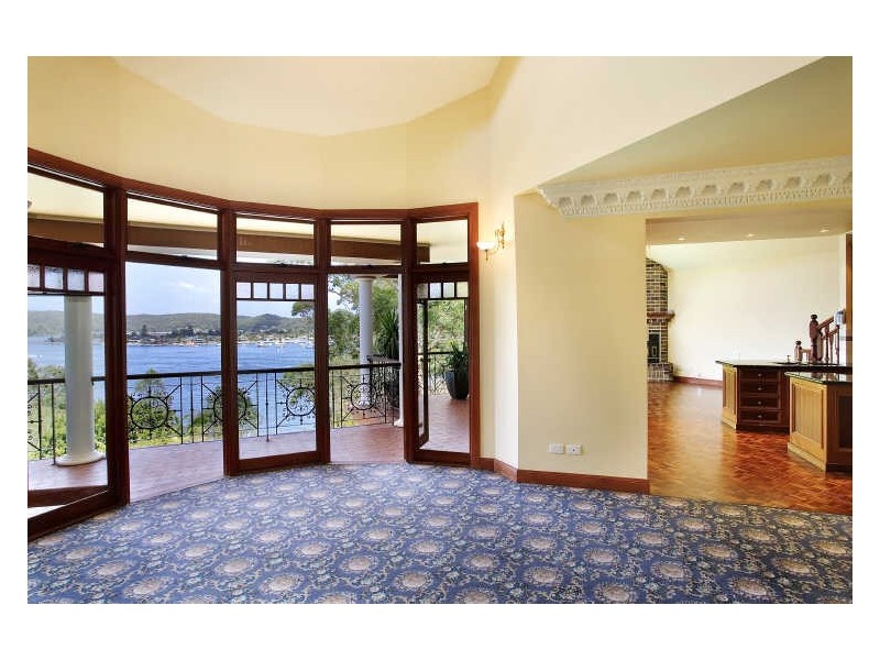 96 Daleys Avenue, Daleys Point NSW 2257