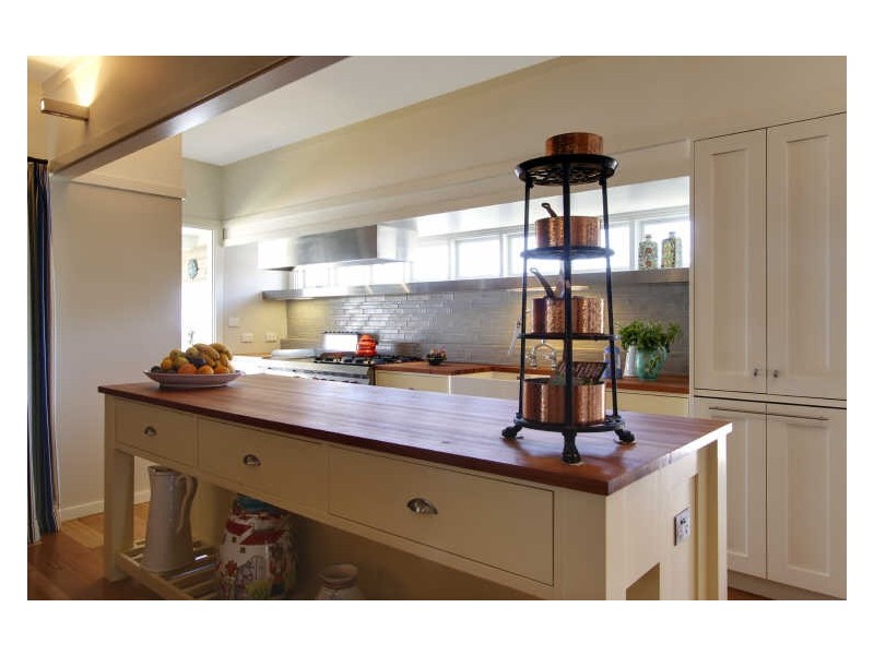 97 Oceanview Drive, Wamberal NSW 2260