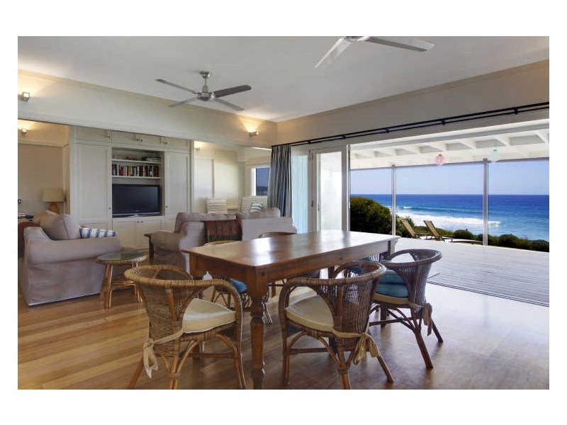 97 Oceanview Drive, Wamberal NSW 2260