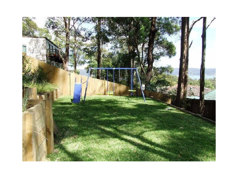 27 Llewellyn St, Saratoga NSW 2251