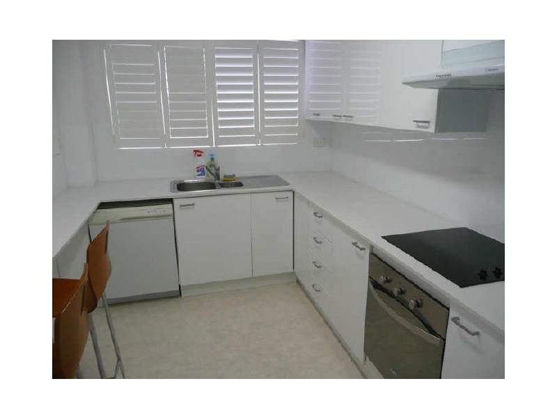 4/13 Campbell Cresent, Terrigal NSW 2260