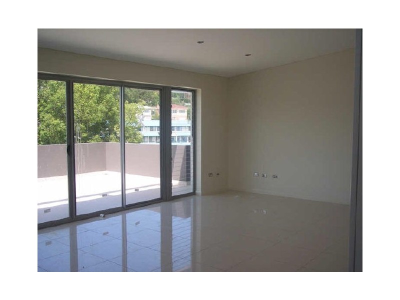 1/24 Kurrawyba Avenue, Terrigal NSW 2260