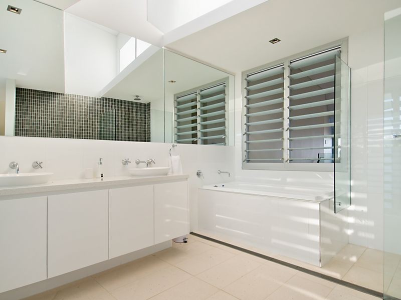 1/22-26 Barnhill Road, Terrigal NSW 2260