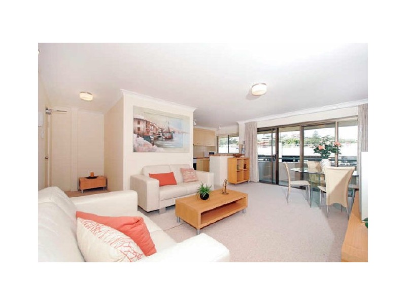 9/10 Wilson Rd, Terrigal NSW 2260