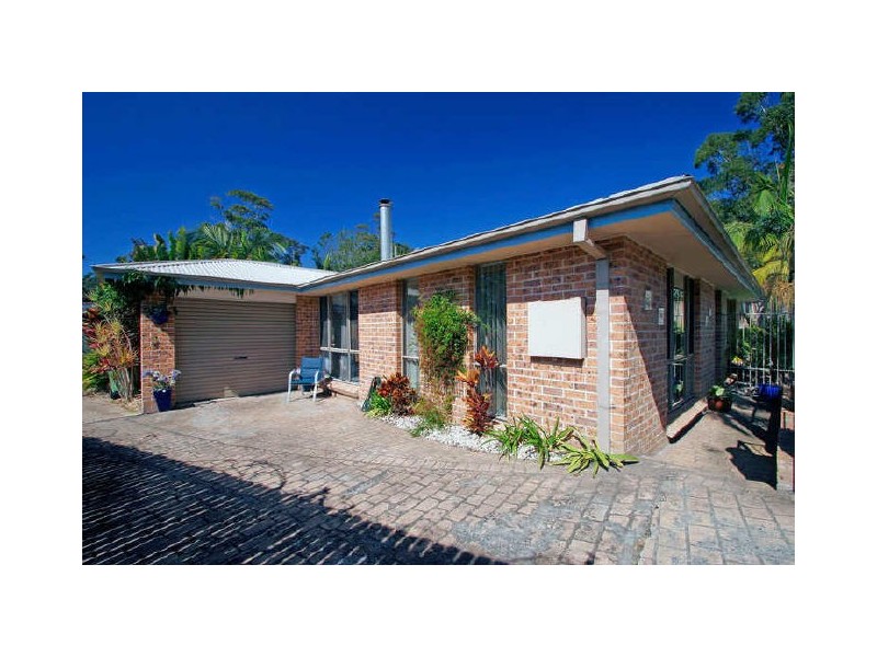 1/215 The Round Dr, Avoca Beach NSW 2251