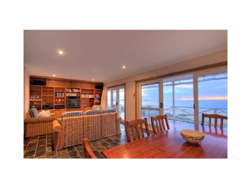 1/27 Elizabeth Drive, Noraville NSW 2263