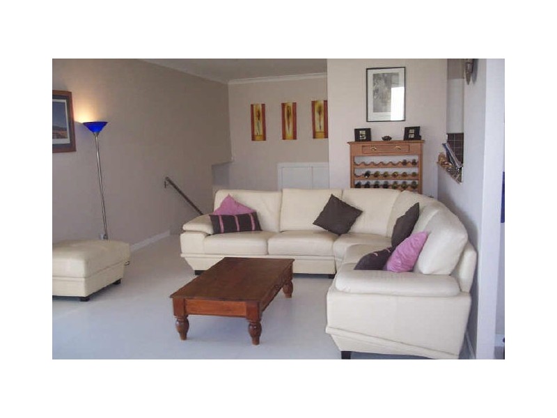 10 Lumeah Ave, Wamberal NSW 2260