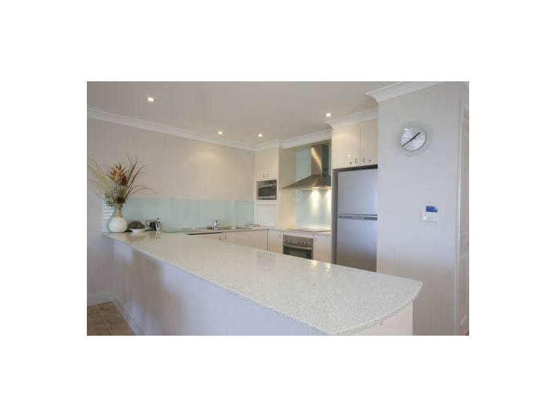 2/32 Campbell Crescent, Terrigal NSW 2260