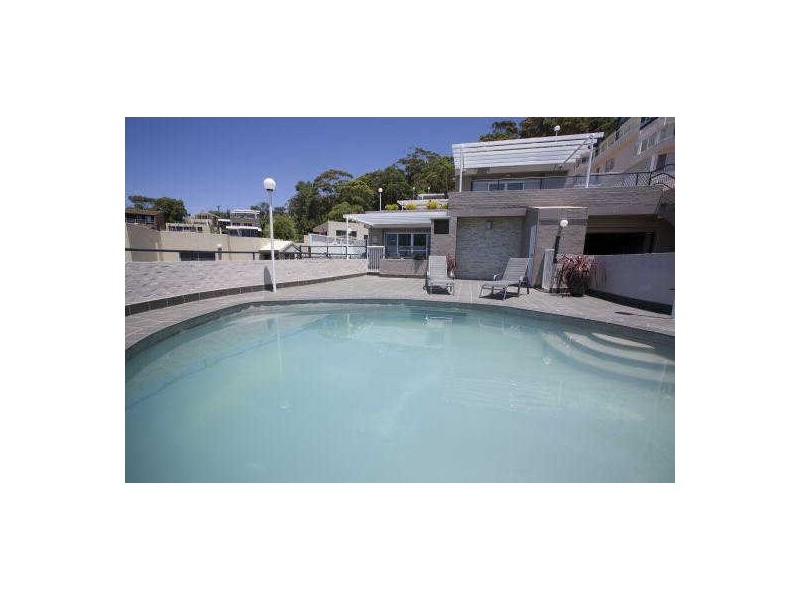 2/32 Campbell Crescent, Terrigal NSW 2260