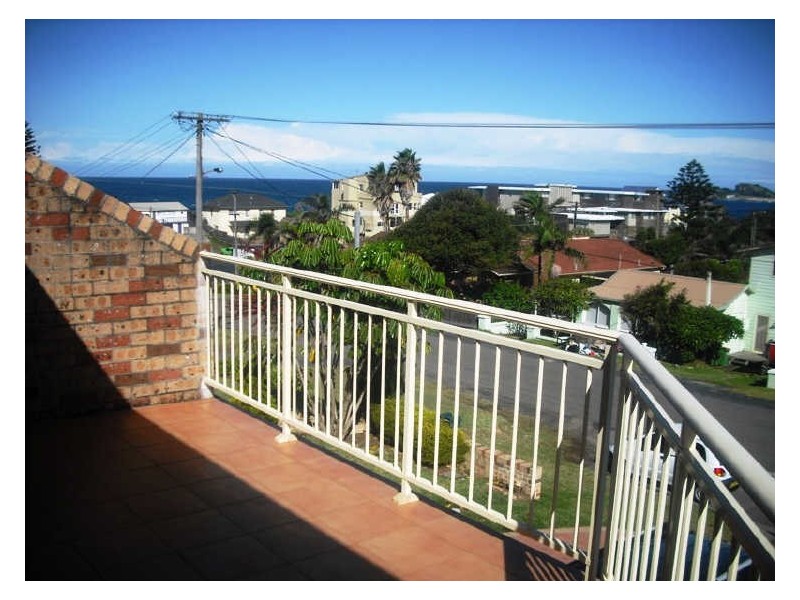 B/3 Lumeah Avenue, Wamberal NSW 2260