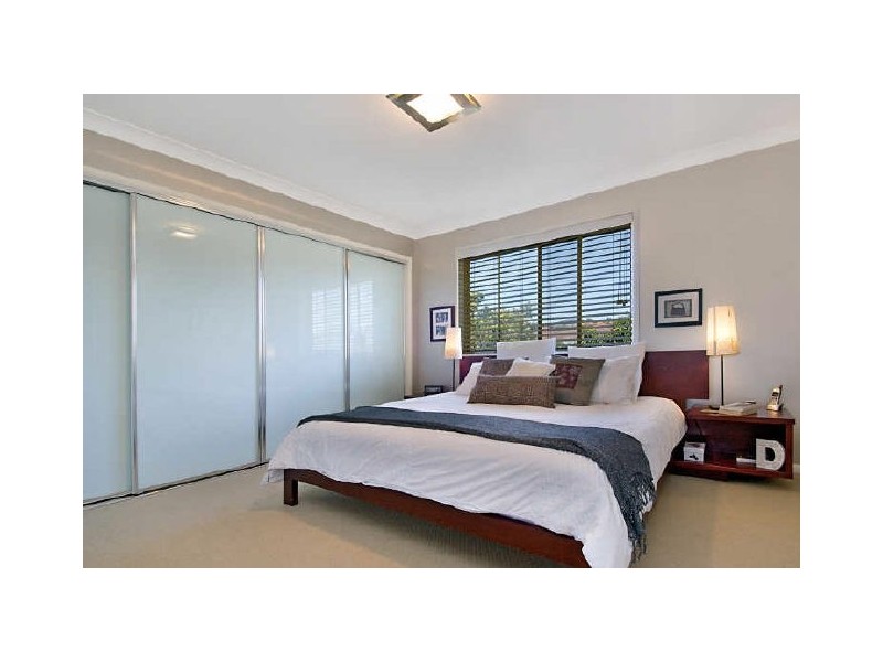 1/13 Ocean View Drive, Terrigal NSW 2260