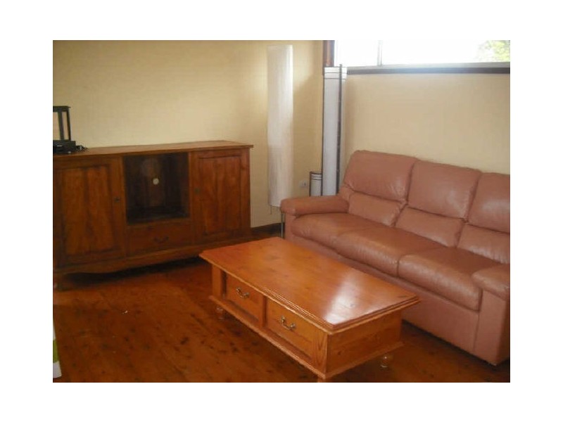 35 View St, North Avoca NSW 2260