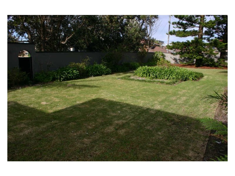 1/5 Dover Road, Wamberal NSW 2260