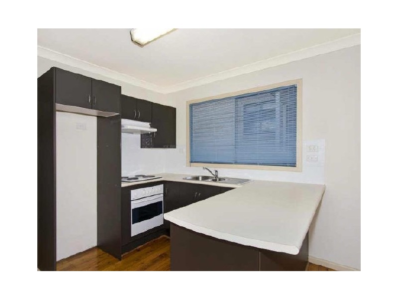 18 Elaine Avenue, Berkeley Vale NSW 2261