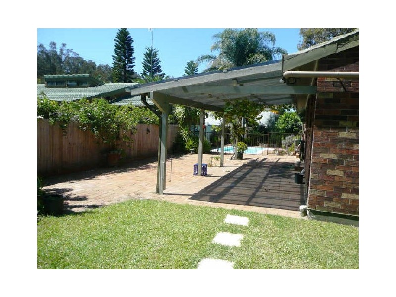 2 Yarang Close, Terrigal NSW 2260