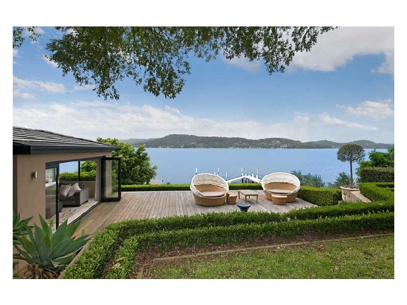 1-3 Albany Street, Point Frederick NSW 2250