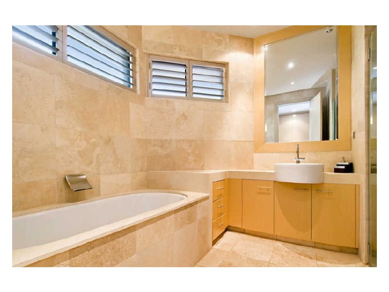 1-3 Albany Street, Point Frederick NSW 2250