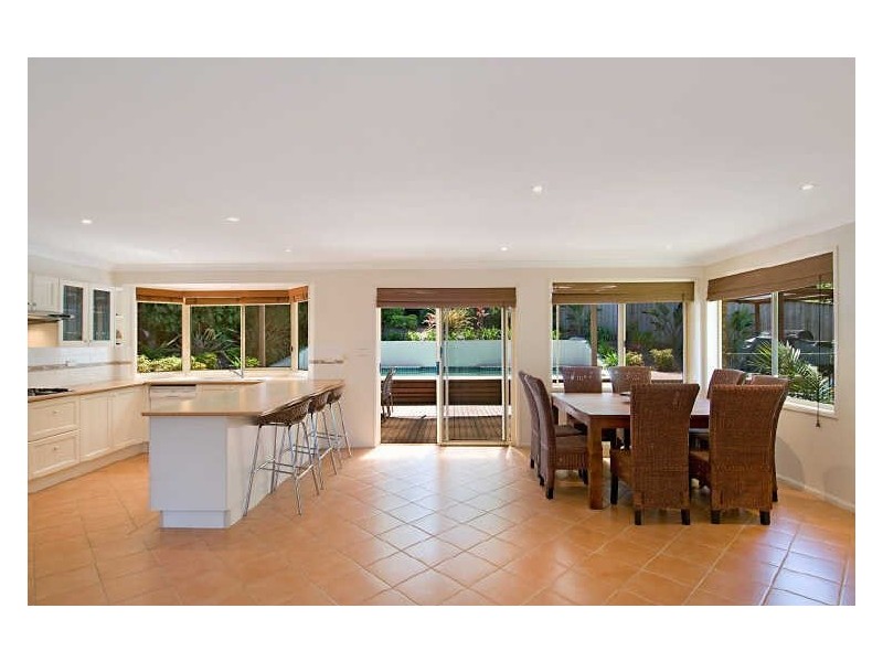 15 Canterbury Close, Terrigal NSW 2260