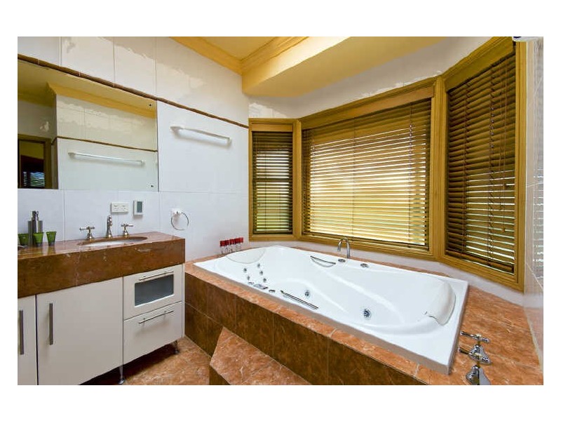 1442 George Downs Drive, Kulnura NSW 2250