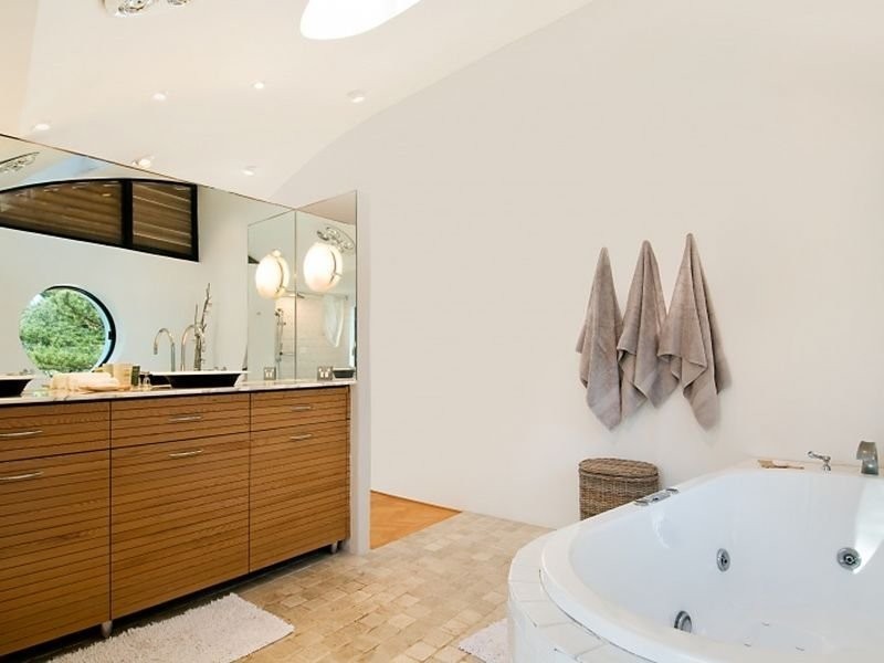 32 North Avoca Parade, North Avoca NSW 2260