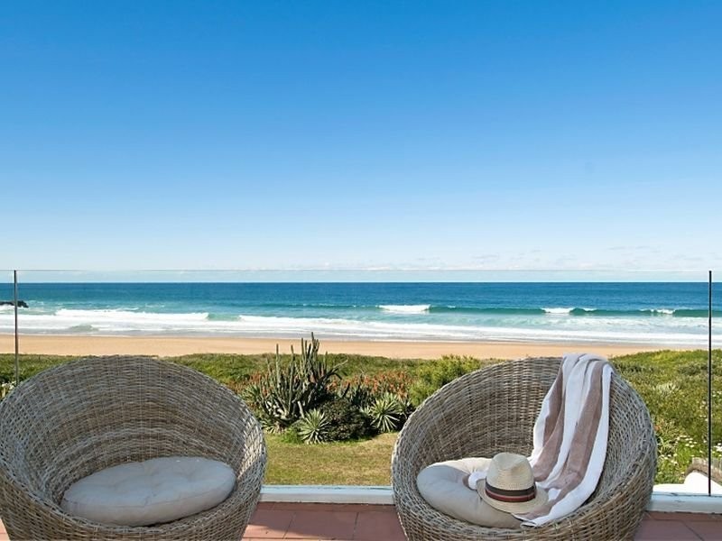 32 North Avoca Parade, North Avoca NSW 2260